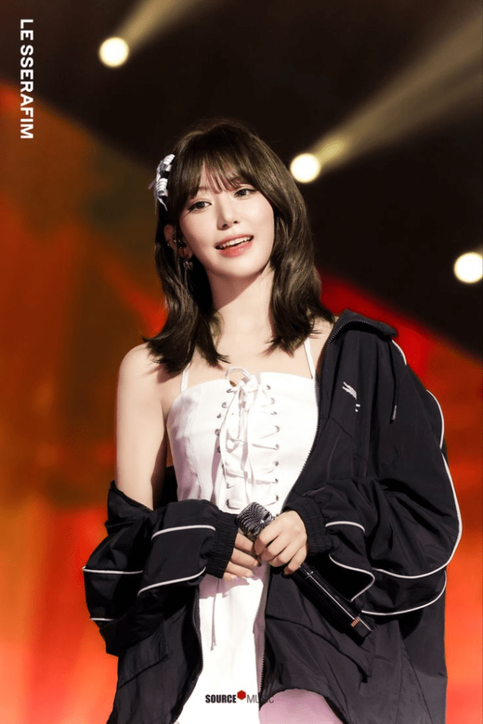 Sakura LE SSERAFIM, popular k pop idol with growing international fanbase