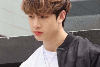 BANG CHAN (STRAY KIDS)  – Complete Profile, Facts & Social Image