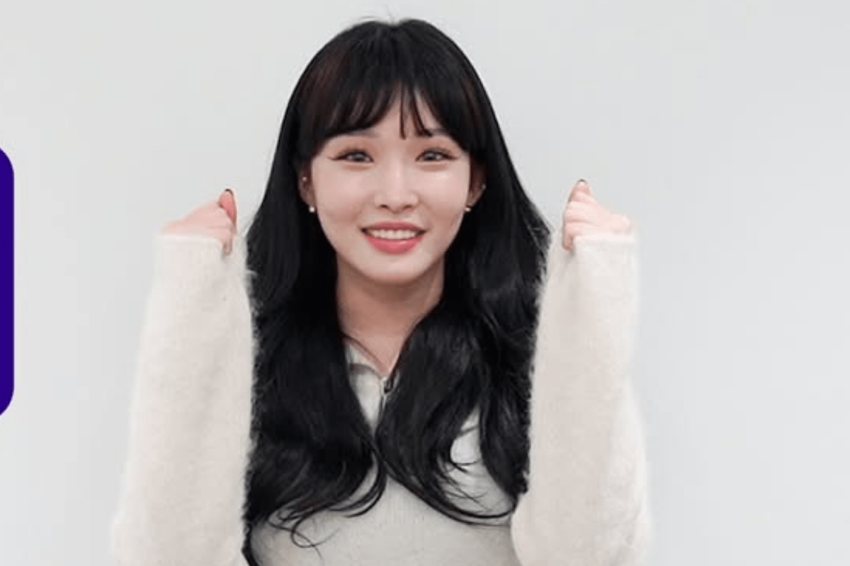 Read more about the article CHUNGHA Celebrates 30 With Heartfelt ‘Save Me’ First English Single Gift to Fans