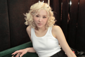 Read more about the article Rosé Makes History: The Iconic ‘APT.’ Grammy 2026 Opening