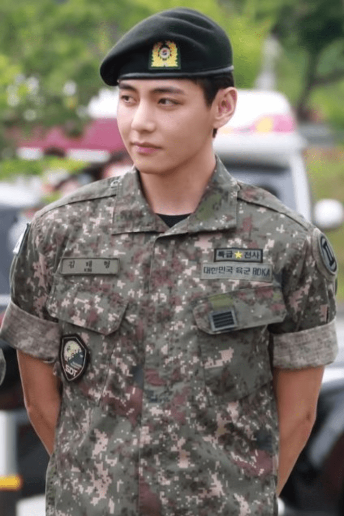 BTS V military discharge June 2025