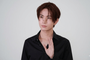 Read more about the article Why Heeseung Leaves ENHYPEN: New 6-Member Lineup & Solo News