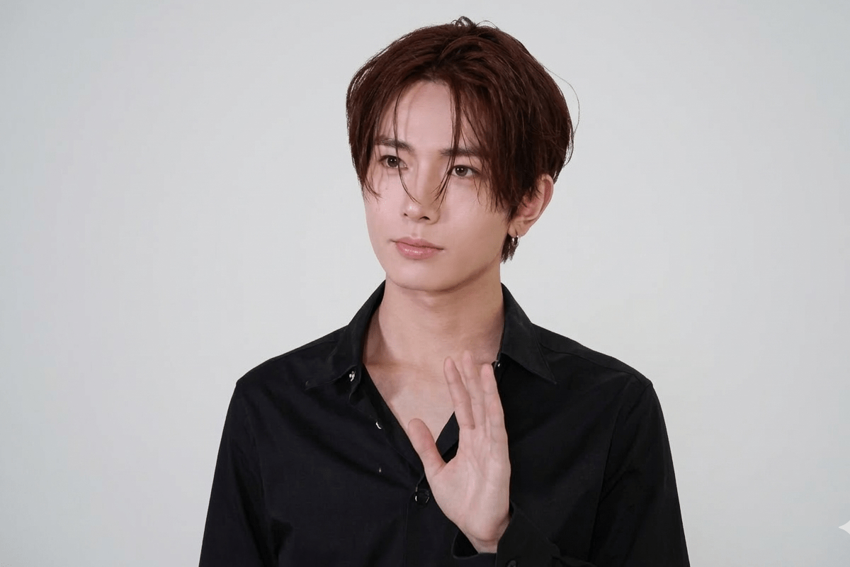 Read more about the article Why Heeseung Leaves ENHYPEN: New 6-Member Lineup & Solo News