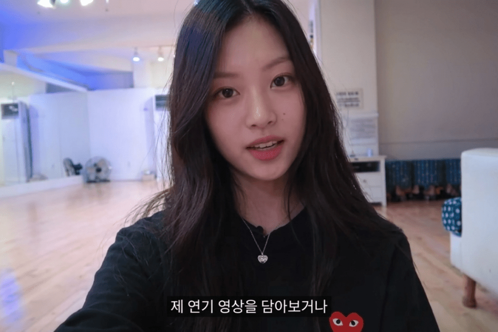  "Kim Garam garamonly YouTube first video practice room