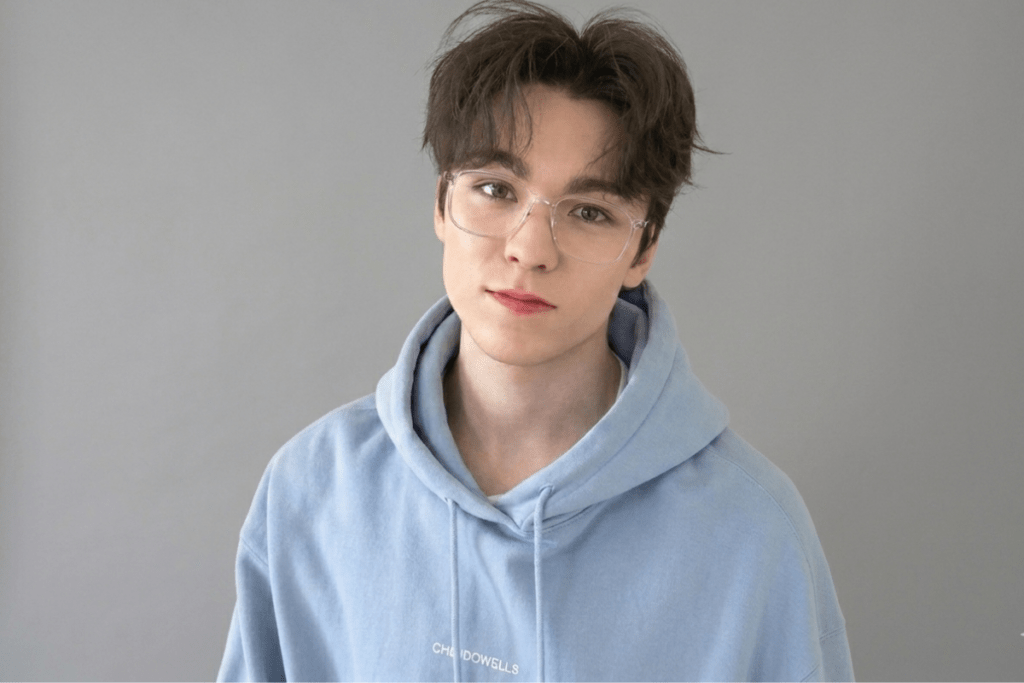 VERNON (SEVENTEEN) – Complete Profile, Facts & Social Image