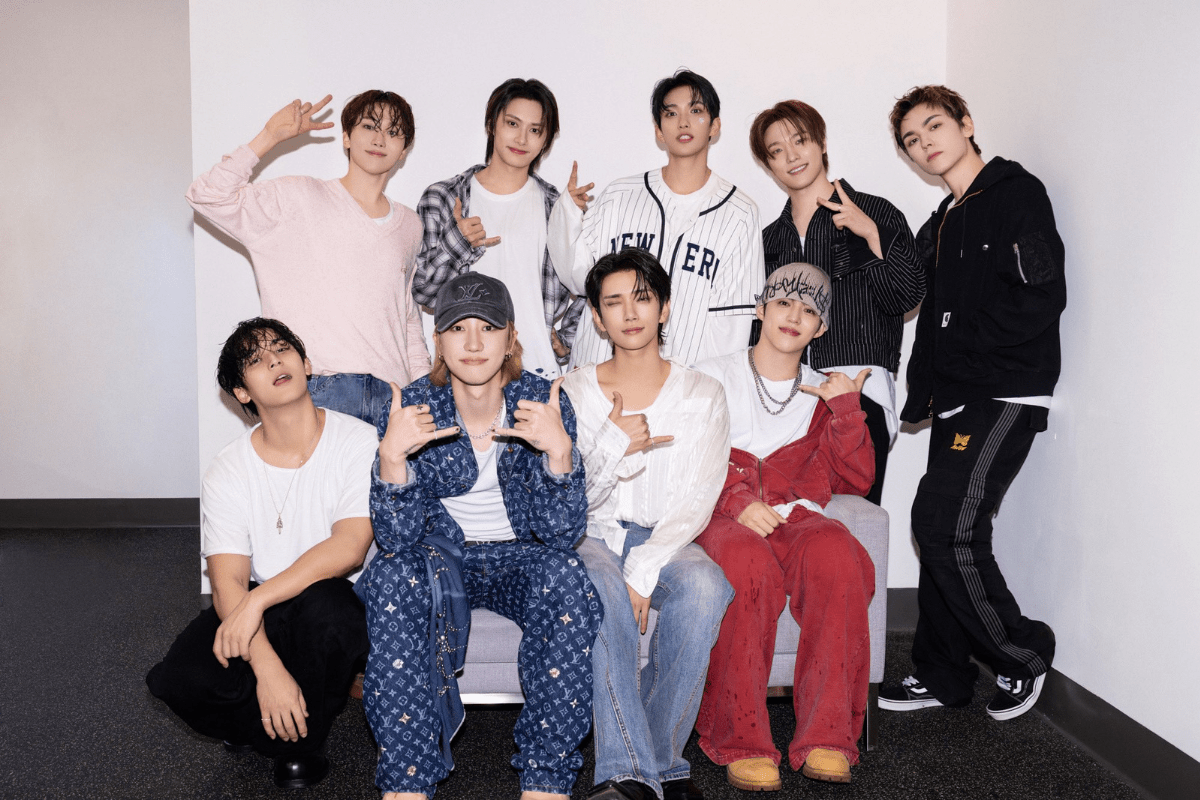 Read more about the article SEVENTEEN: Kai Tak Stadium Hong Kong 2026 Stadium Icons