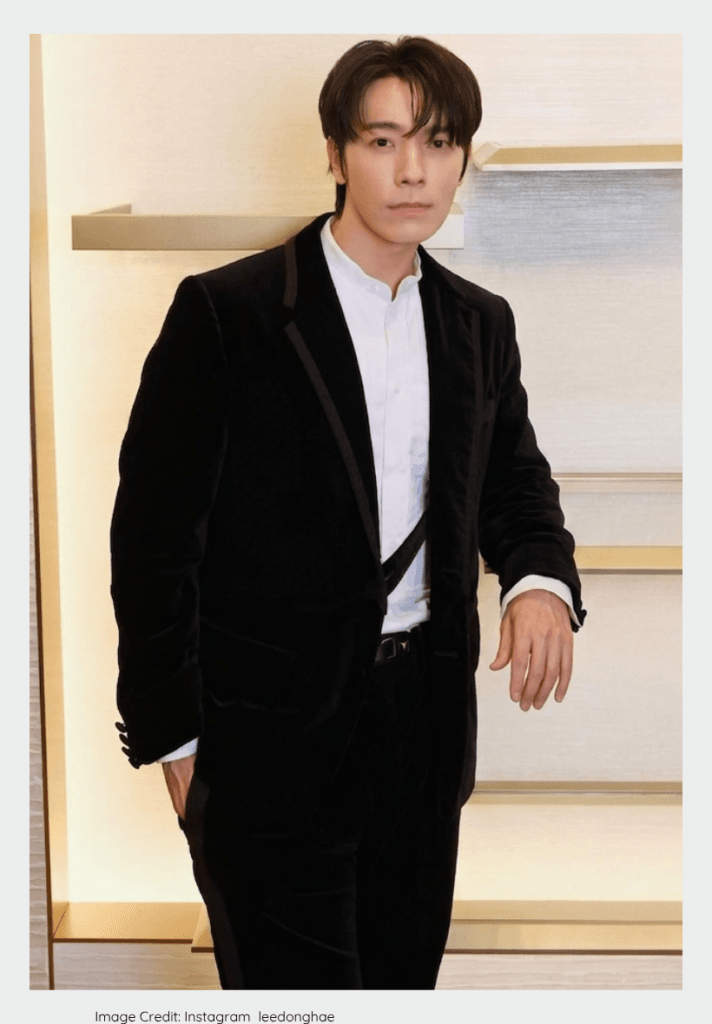 Lee Donghae Super Junior smiling, ranked #1 most handsome idol 