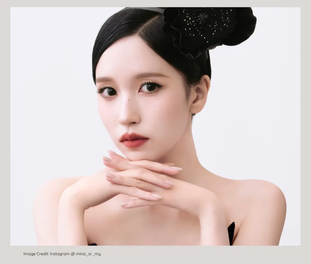 TWICE Mina looking graceful, raised by a wealthy orthopedic surgeon father
