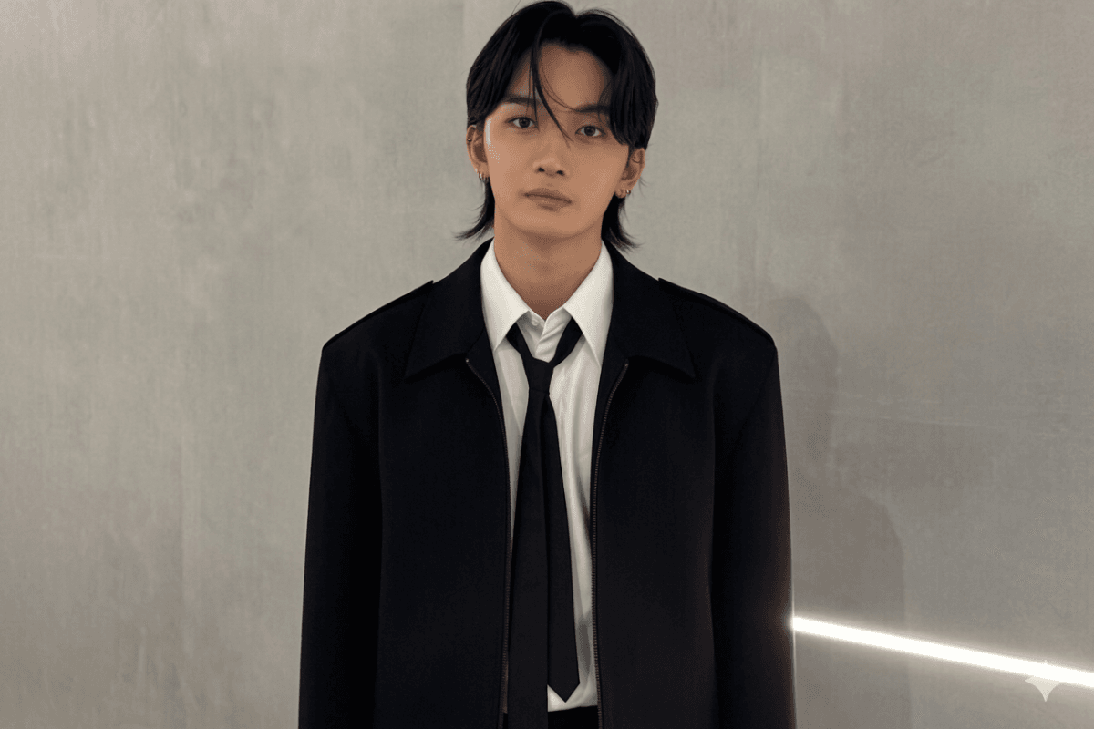 Read more about the article JIN-YOUNG (WANNA ONE) – Complete Profile, Facts & Social Image