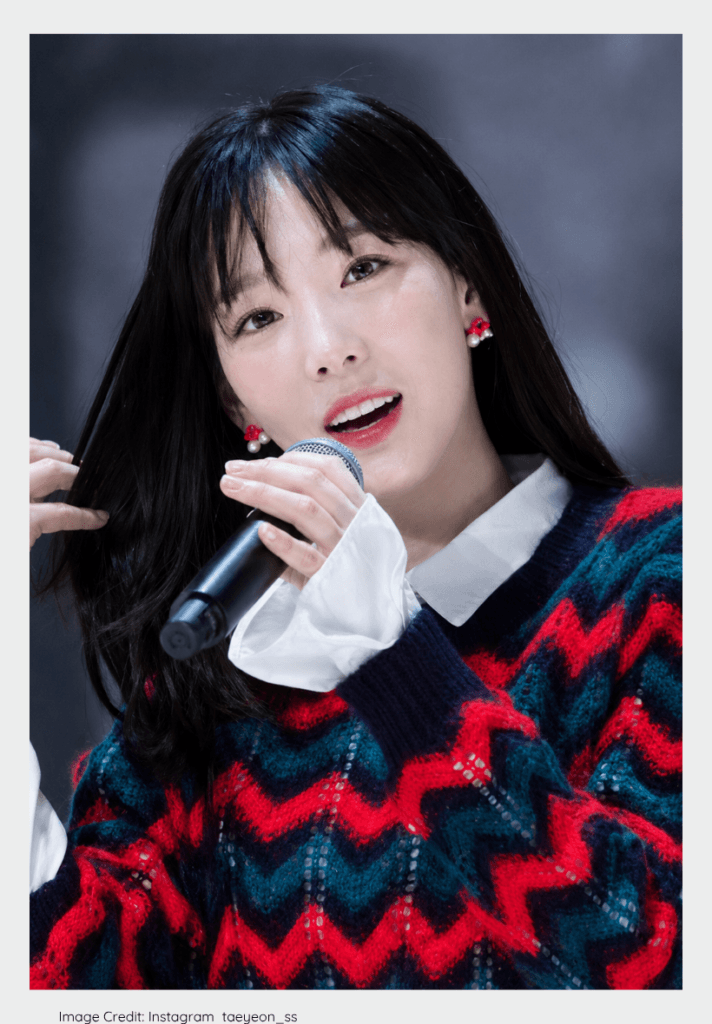 Taeyeon singing with her charismatic deep voice